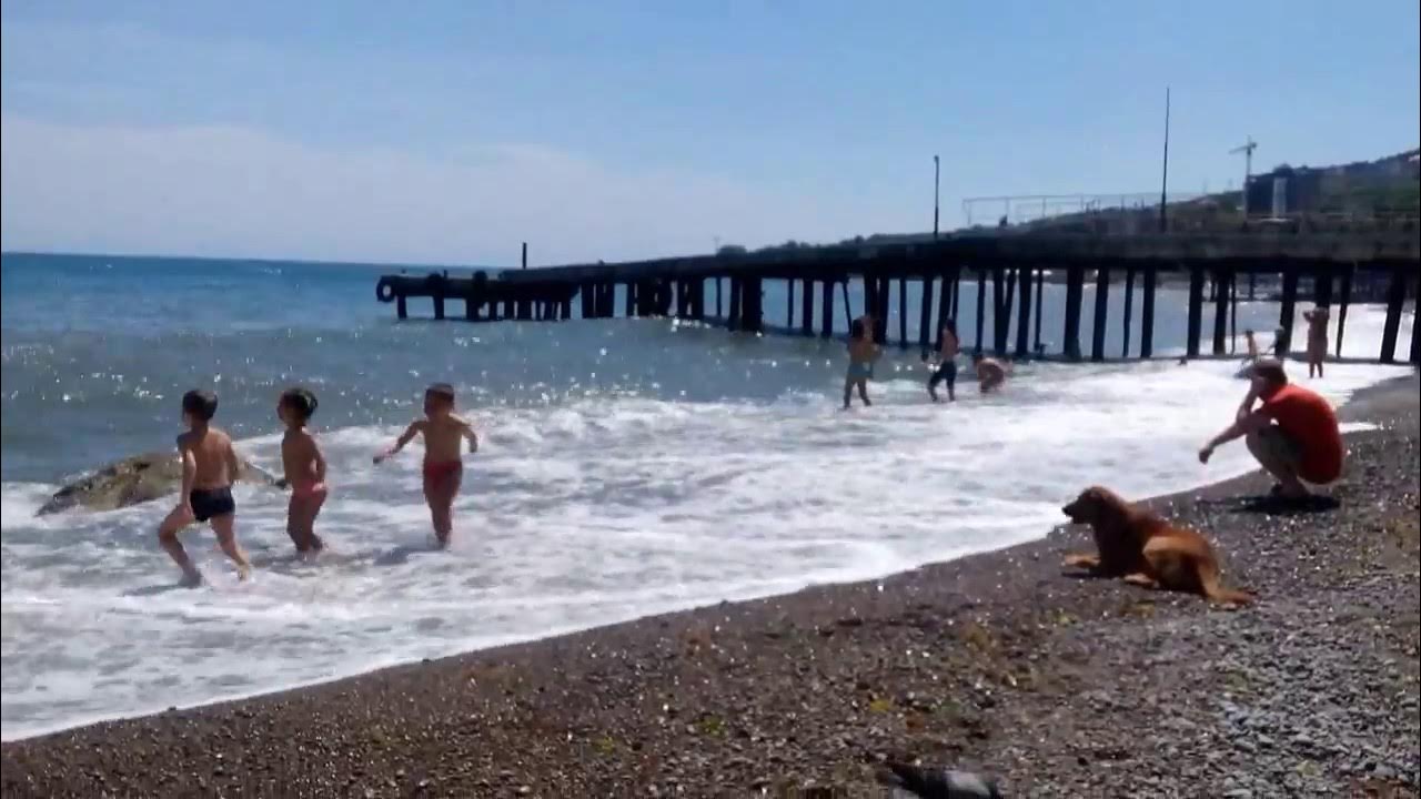 В ютубе видео в крыму. Аэроснимки крыма. Жемчужина крыма. Орджоникидзе - пляж под горой васюковка. Карадаг вид из коктебеля.