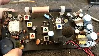 Quick Repair of a late 1960s Federal AM/FM Solid-State transistor AC/DC Portable radio