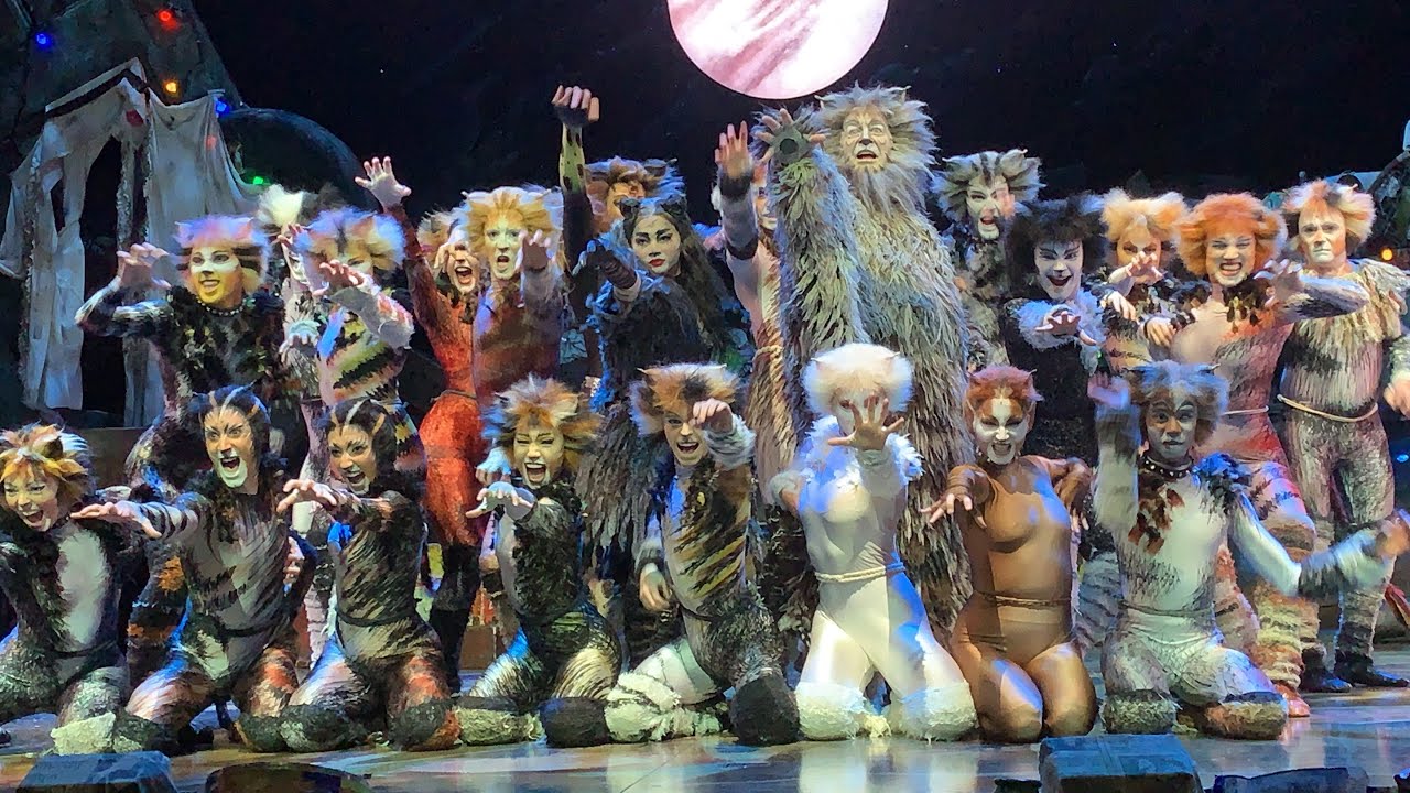 Filipina Joanna Ampil stars in “Cats”