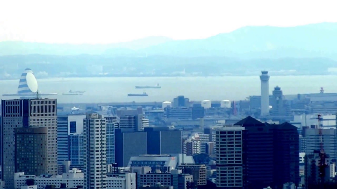 都庁から羽田空港管制塔を望む Haneda Airport View From Tokyo City Hall Youtube 都庁から羽田空港管制塔を望む Haneda Airport View From Tokyo City Hall Youtube