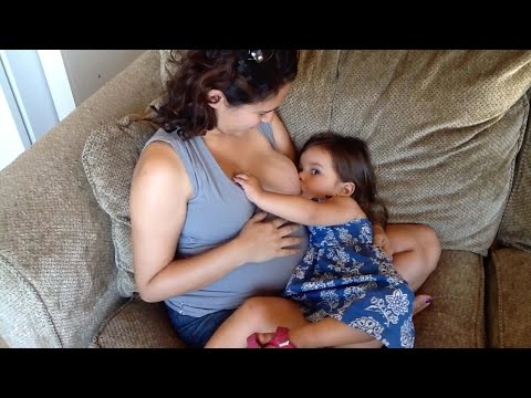 Breastfeeding Positions: Breastfeeding While Pregnant 