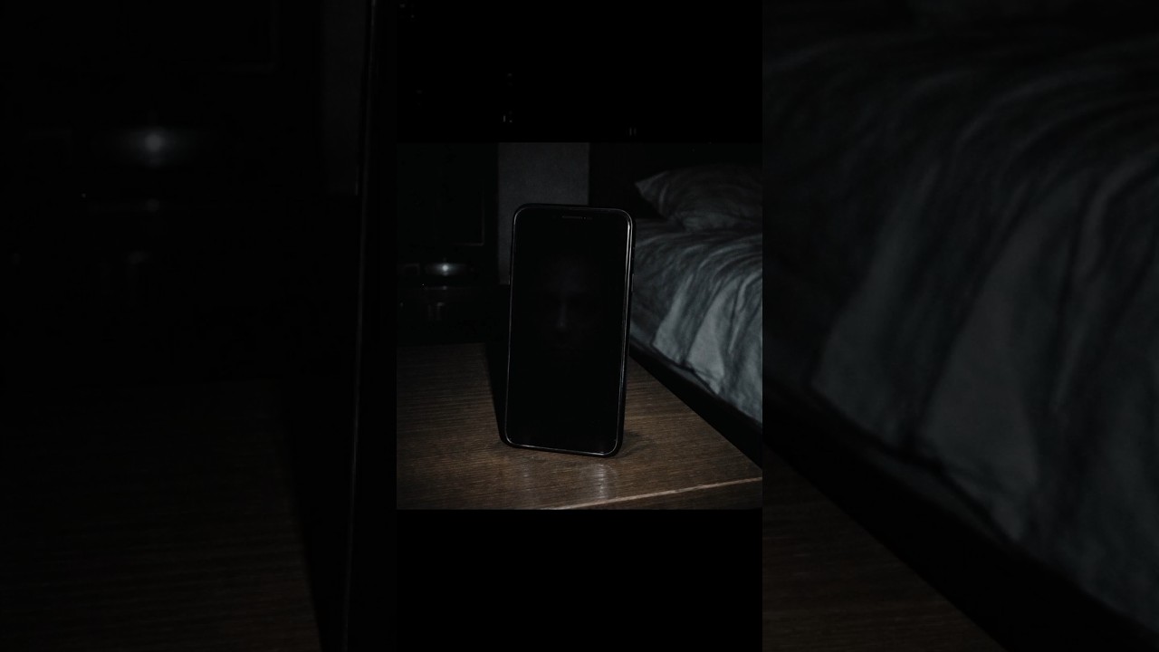Если телефон вибрирует в 3:00 ночи, но экран чёрный &mdash; не бери его.