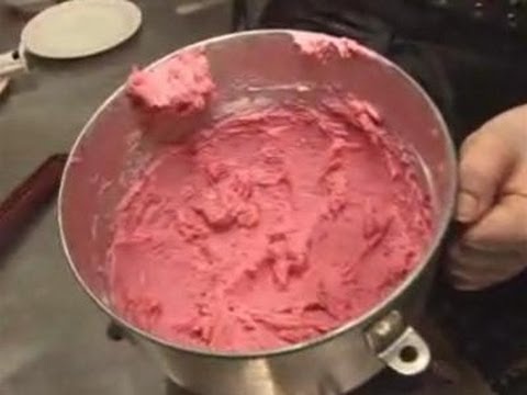 how-to-prepare-raspberry-buttercream