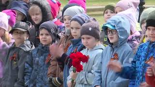 «Сад памяти» из десяти сибирских елей появился в Первомайке