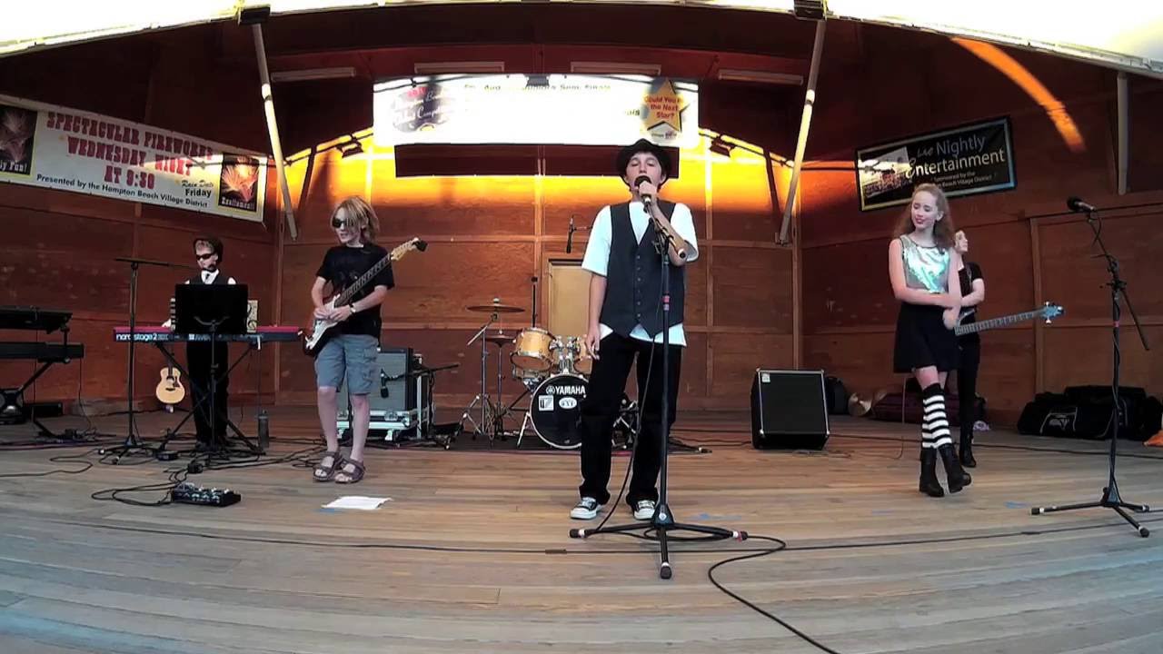 Little Big Shots Band of New England- Debut Performance- First song!