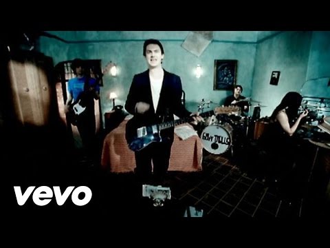 60 Ft Dolls - Alison's Room