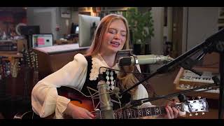 Freya Ridings - Last Day That You Loved Me (Live Acoustic Version)
