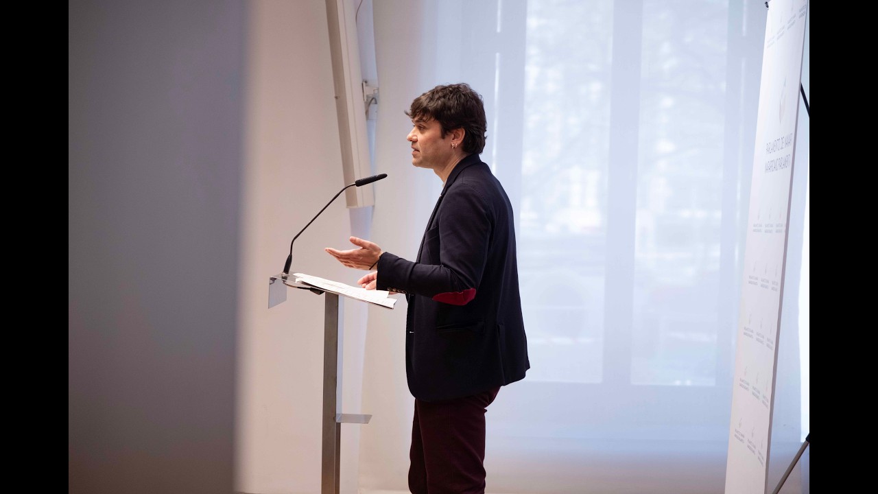 Pablo Azcona tras la Mesa y Junta del Parlamento de Navarra. 02/03/2026
