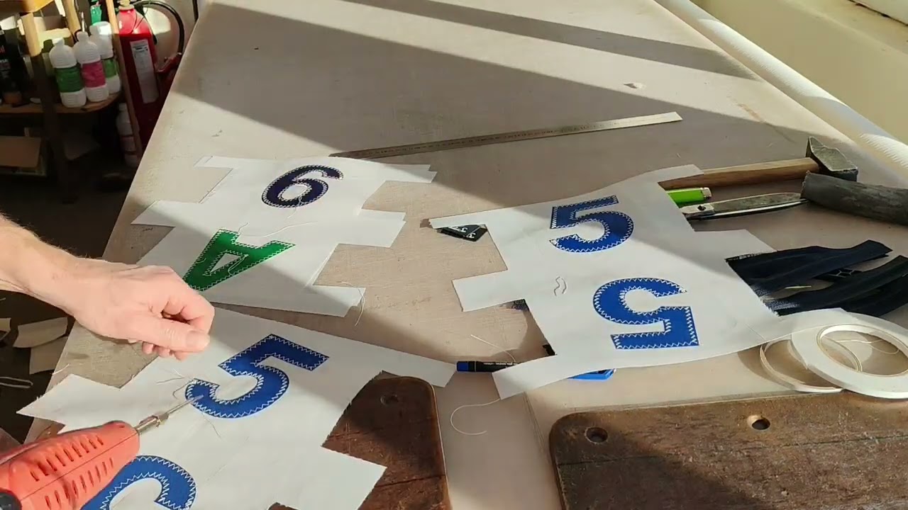 Fabrication d'une pochette vintage en voile de bateau