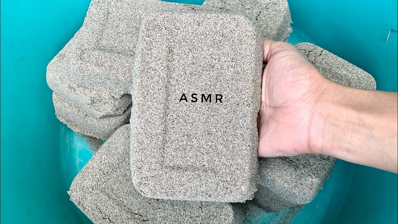 ASMR💤Fine Glittery✨Bricks Crumble in litd of Water💦+Yummiest Little Dipping😋.