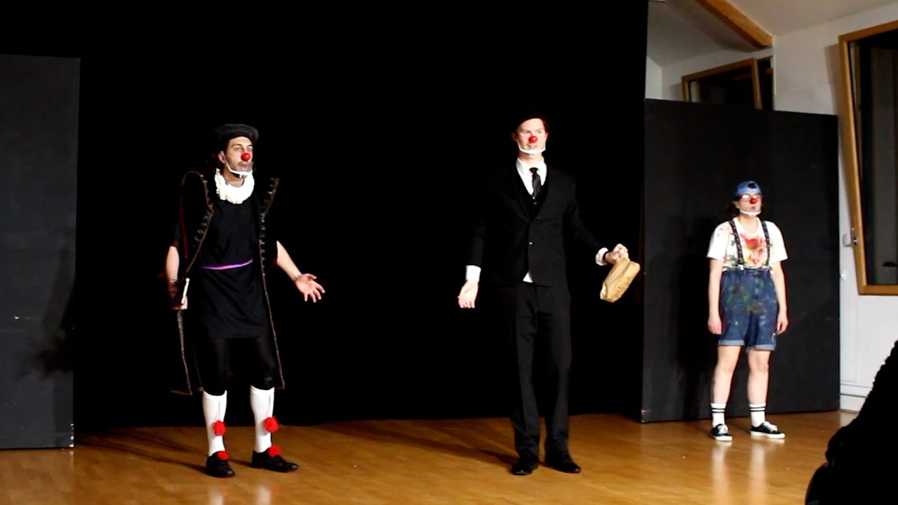 Paper Bag - Ecole Philippe Gaulier Clown Number