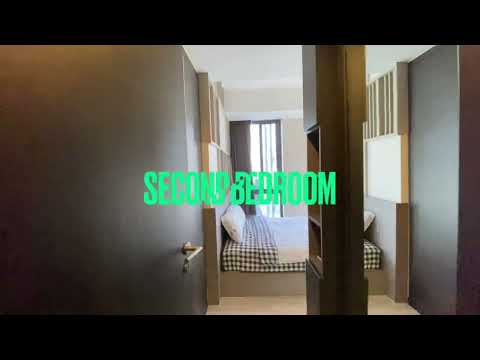 Penthouse with private roof top 3 bed in Promphong area.