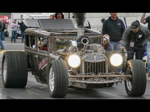 Steve Darnell and the D-ROD badass diesel rat rod! Upclose and