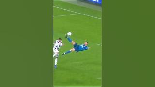 Gol akrobatik legendaris Ronaldo 🤯👀