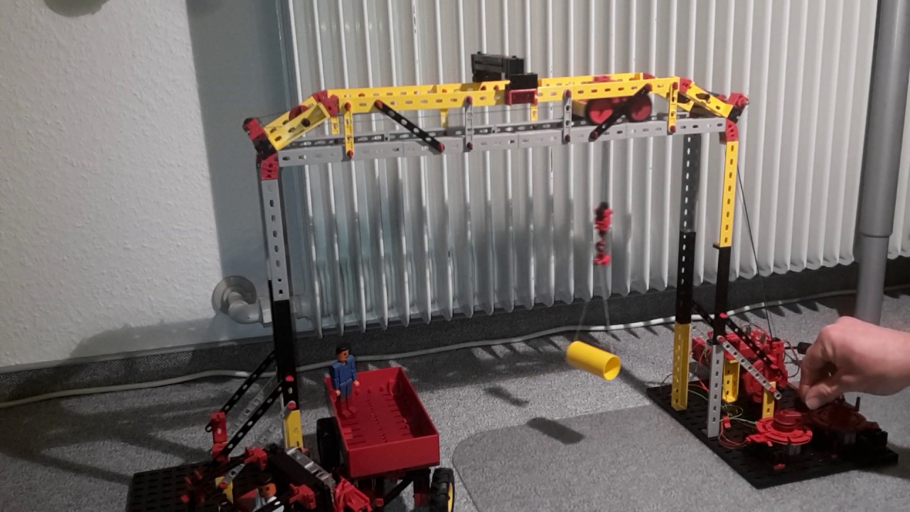 Fischertechnik Hafenkran mit 2xs Motoren und ROBO LT Controller - YouTube