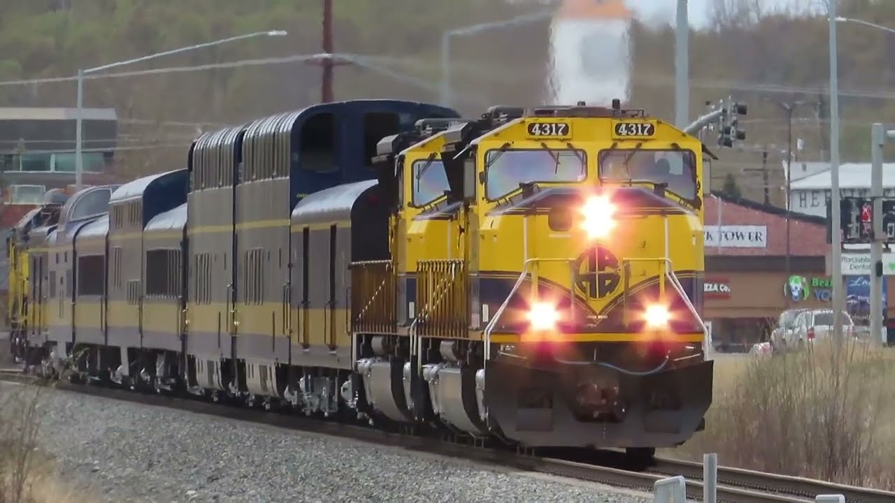 Sunday Evening Southbound Aurora Winter Train - Wasilla Depot
