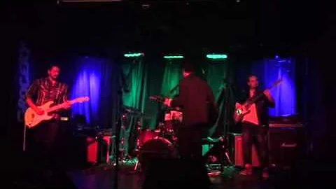 'Thick or Thin' (clip)