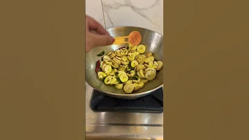 Kache Kele Ki Bhujiya Recipe Raw Banana Recipe कच च क ल क भ ज य Shorts Short Shortsfeed 