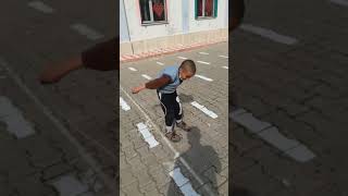 İp Atlama Oyunu. İp Atlamaya Çalışıyor. Okullarımızın Açılmasıyla Beden Eğitimi Ve Oyun Dersimiz..