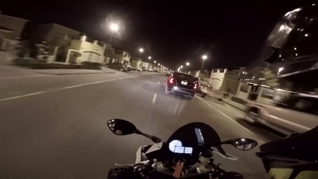 Dubai Bike Can not find my way !!! Loud Rev, Loud Exhaust. YouTube
