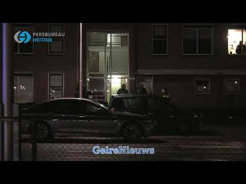 Arrestatieteam DSI doet inval in appartement in Zutphen