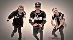 YOUNG LEX ft LIL GUCCI CEWE KECE Bye juliarto - Durasi: 4:18. YOUNG LEX ft LIL GUCCI CEWE KECE Bye juliarto - Durasi: 4:18.