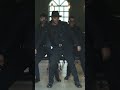 Os homens de preto