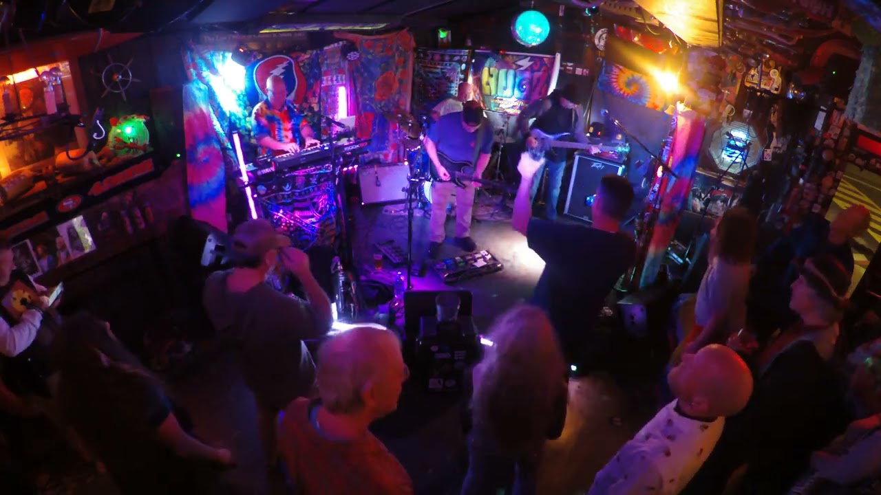 2026-01-12 NUGZ set2 at Winter's Tavern, Pacifica CA