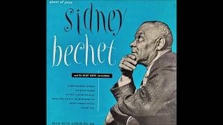 Video thumbnail of "Basin Street Blues - Sidney Bechet - 1949"