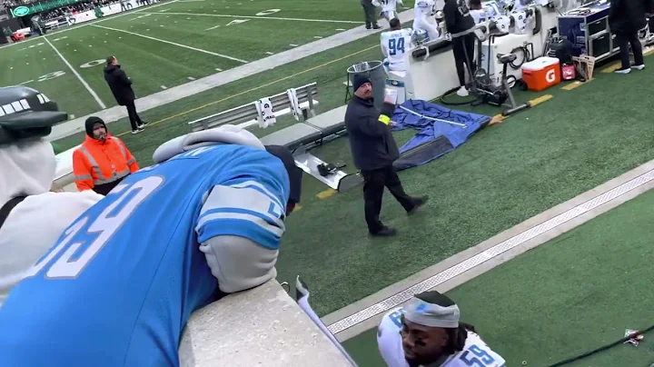 Detroit Lions DE James Houston IV shares a quick m...