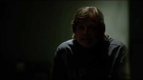 The Flash 1x17 Barry And Joe Go Back To Iron Heights/Trickster Uploads A New Video