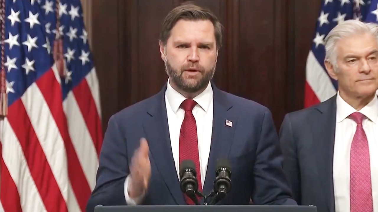 Они только что признались в этом в прямом эфире.