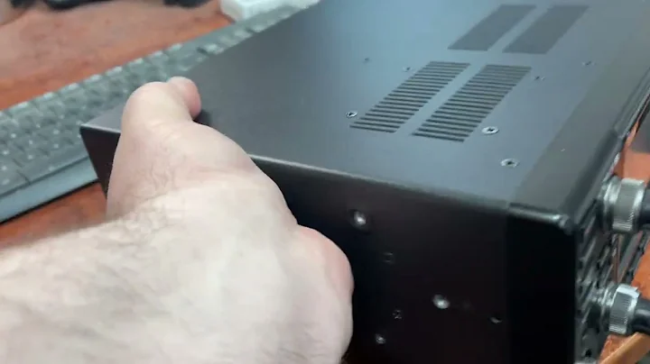 A quick look at the new Icom IC-7300MK2 with Dan VK4DNO , audio muted￼ for privacy reasons. ￼