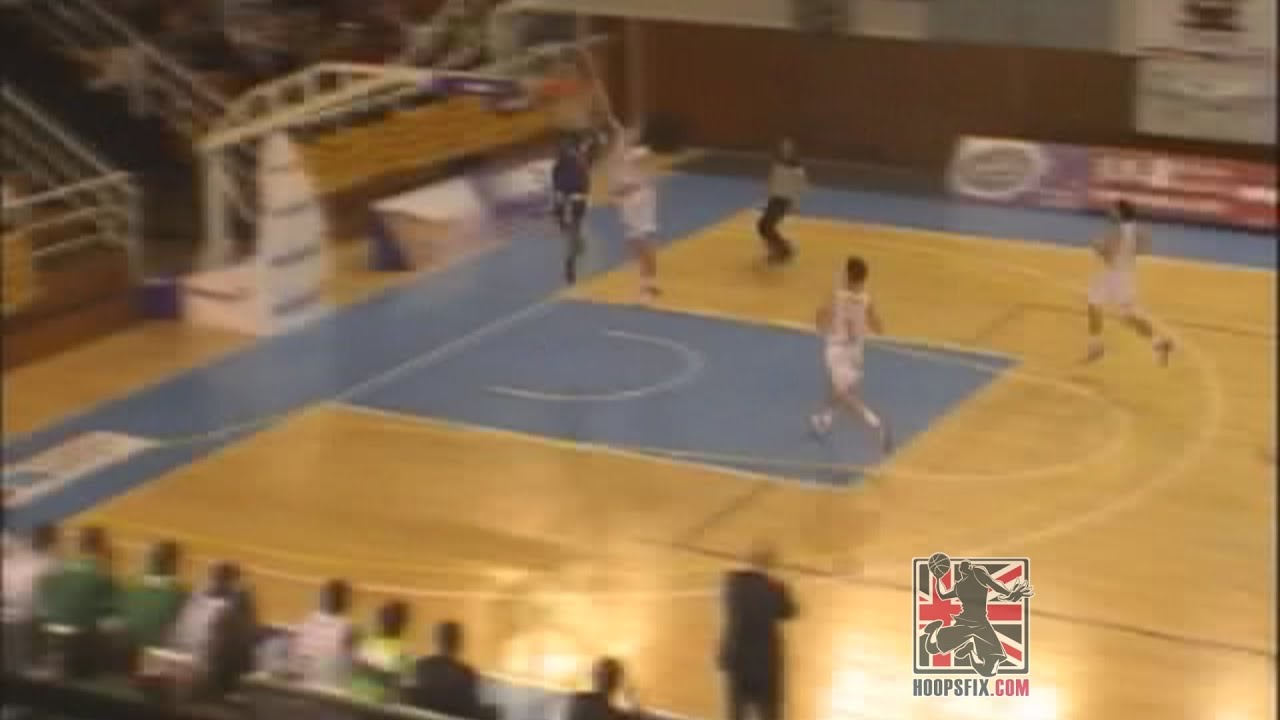 Devon Van Oostrum Breakaway Dunk on Defender! Tarragona vs Clinicas Rincon