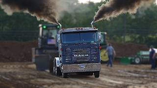 Street Legal Semi Truck Pulls Beast of the East Lebanon, PA August 2026
See a nice class of Street Legal Semis pulling at Beast of the East in Lebanon, PA on August 8, 2026. Thumbnail is Daryl Brubaker in his 1985 Mack MH 613.
#truckpull #beastoftheeast #macktruck #kenworth #peterbilt #diamondt #fordltl #internationaltruck
SUBSCRIBE LIKE COMMENT SHARE Street Legal Semi Truck Pulls Beast of the East Lebanon, PA August 2026