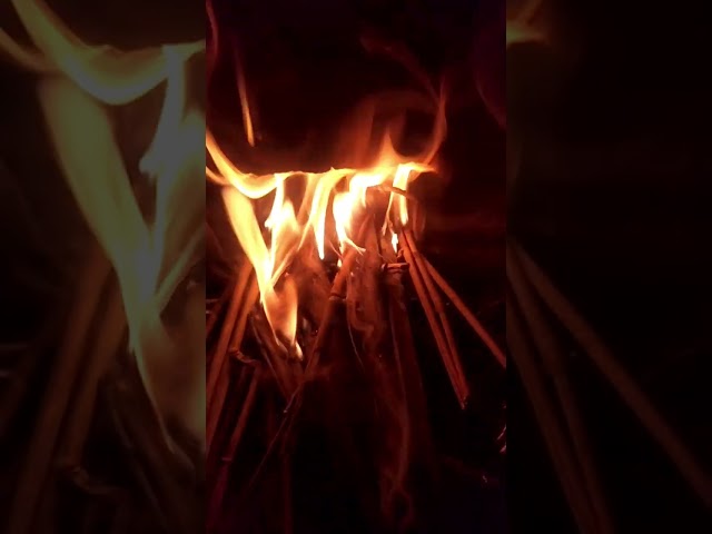 Smoke Of Flame - Crackling Fire Sounds? class=