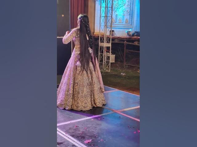 #dance#shorts#youtubeshorts#trending#youtube#viral#dancevideo#trendingonshort#ladiessangeetdance#new