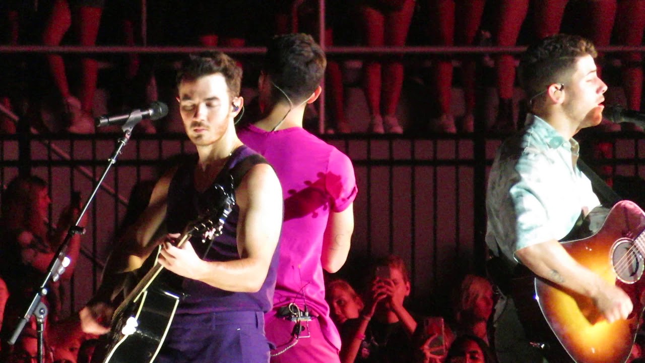 Jonas Brothers - Can't Have You - Hershey, PA (8/31/19)