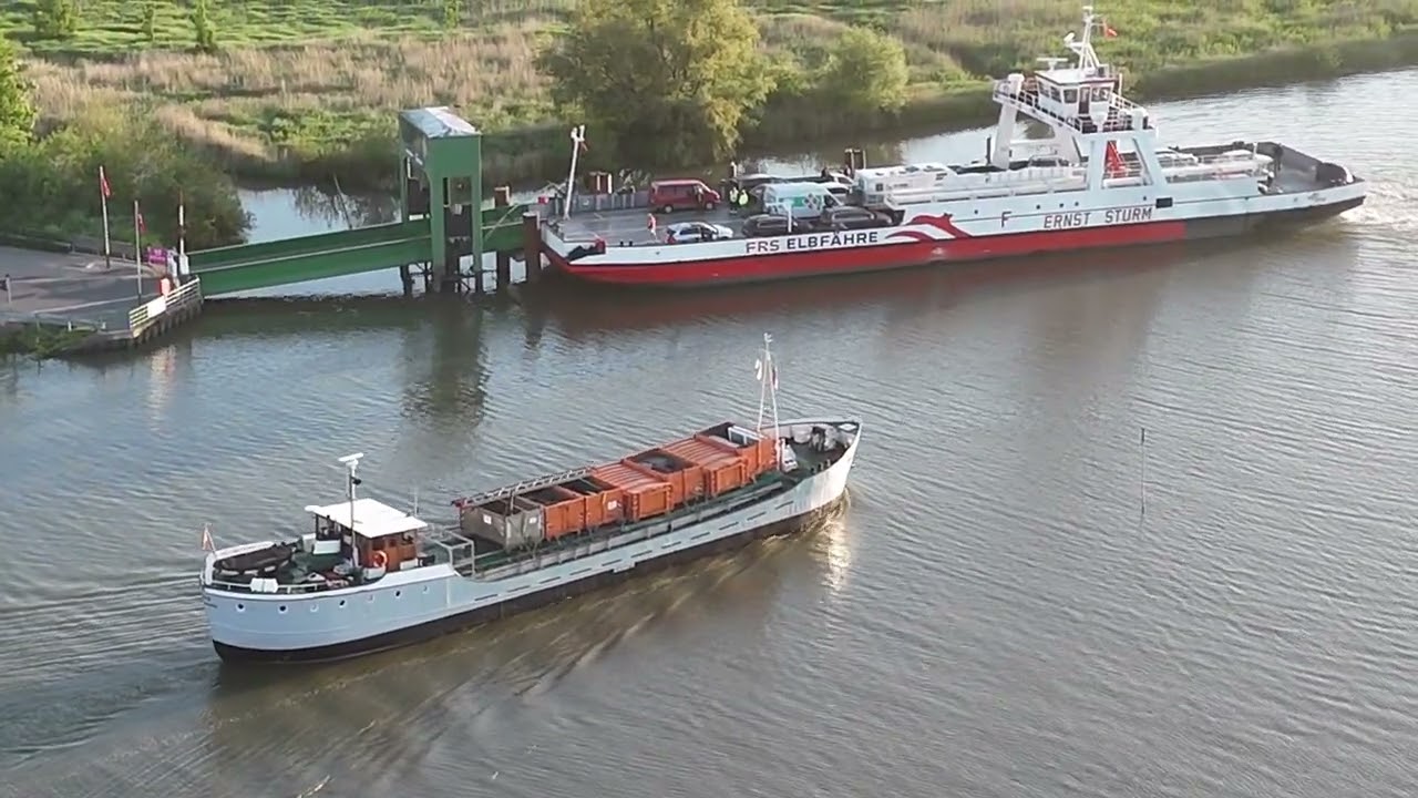 Heute morgen am Anleger der Fähre Wischhafen/ Glückstadt