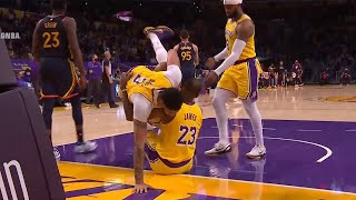 Anthony Davis wants to help LeBron to get up but falls on him😄 GSW vs Lakers