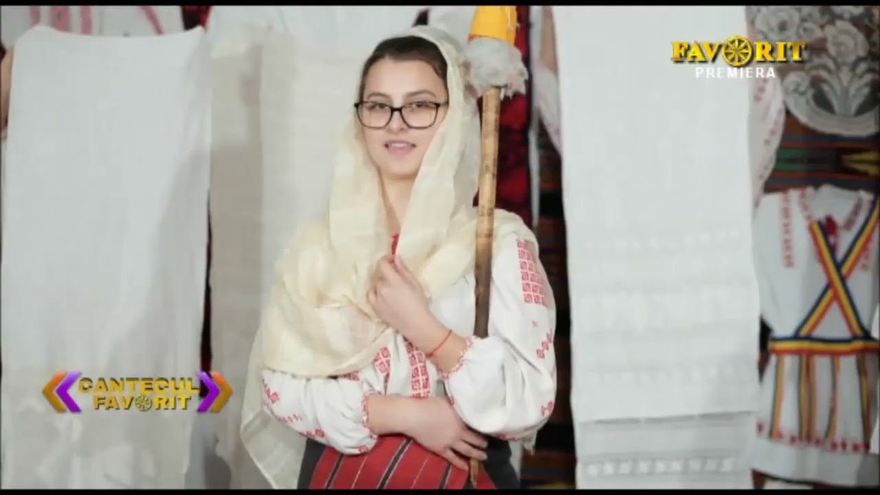 Ansamblul folcloric „Spic de grau” - Sezatoare in Mihailesti, jud. Buzau