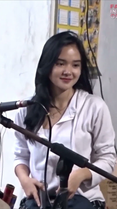 Si Cantik Laila Ayu & Jks - KC Part 1 #shorts #music #indonesia #singer #dangdut #latihan #viral