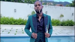 Teejay - Escobar -