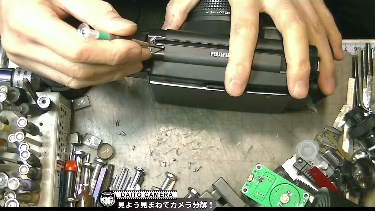 チェキ instax WIDE 300 電源入らず全くダメでした - YouTube