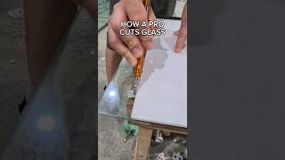 How a pro cuts glass #oddlysatisfying #behindthescene #fishtank