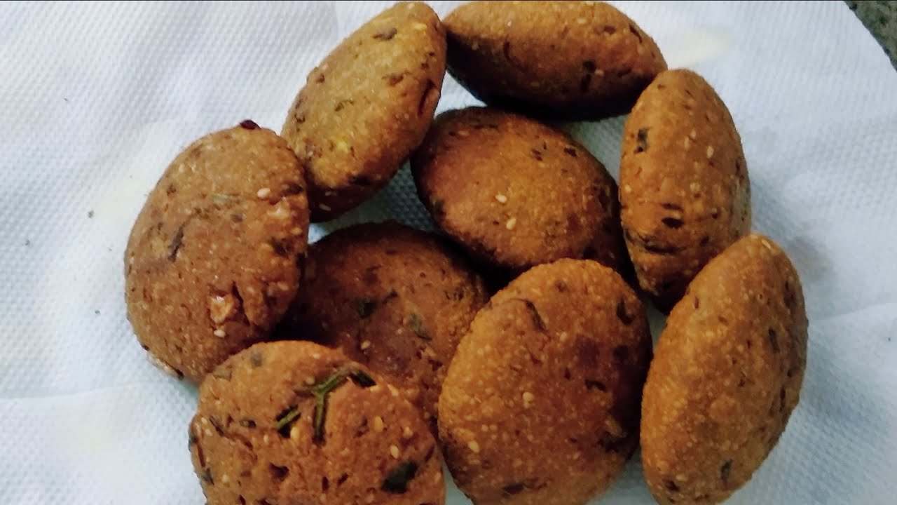 Tasty Bajra na Vada /Traditional Gujarati Recipe / Bajri na vada