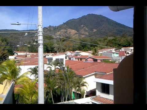 CASA EN ALQUILER en El Salvador MONTECIELO Altos ...