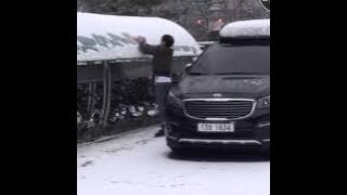 [BANGTAN BOMB] Snowball fight (Jimin's cam) - BTS (방탄소년단)