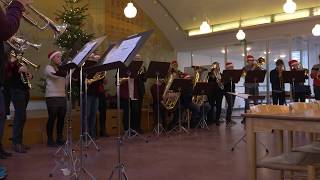 'Juletræsgalop' - Messing Jul 1 af DKDM BRASS 12.12.2017 by Kai Ahlberg 387 views 6 years ago 2 minutes, 5 seconds