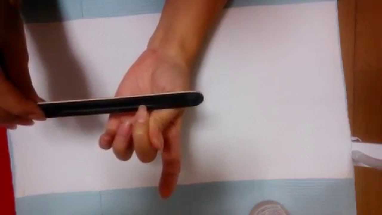 爪が割れるし薄いあなたに 原因と症状別対処法 キレイな爪にはケイ素がいい